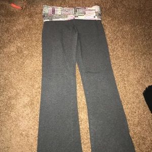 Aeropostal grey yoga pants